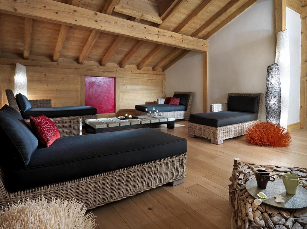 Cgh Residences & Spas La Reine Des Pres Samoens Exterior photo