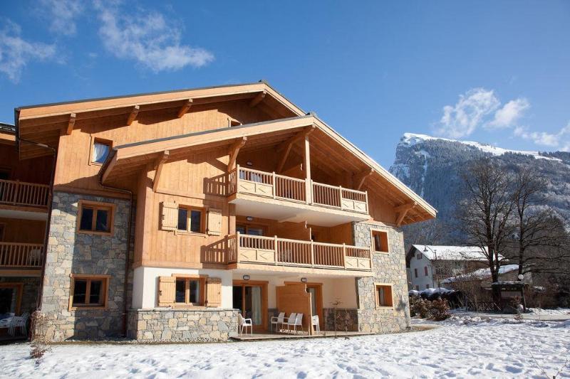 Cgh Residences & Spas La Reine Des Pres Samoens Exterior photo